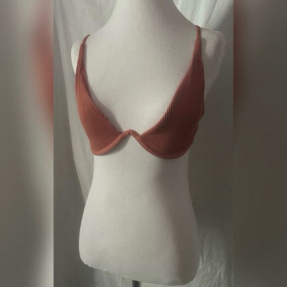 Garage, Dark Mauve/Blush, Plunging, V Neck, Wired Bikini Top - Picture 4 of 12